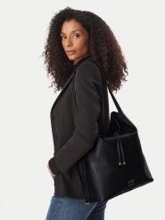 Armani Exchange Torebka XW002989 AF19902 UC001 Czarny. Czarne torebki klasyczne Armani Exchange, bez wzorów, ze skóry, bez dodatków. Za 679.99 zł.