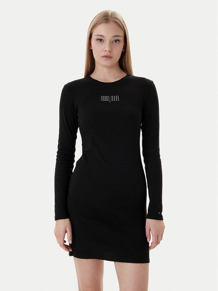 Tommy Jeans Sukienka codzienna Linear DW0DW21902 Czarny Slim Fit. Czarne sukienki Tommy Jeans, na co dzień, m, bez wzorów, z bawełny, bez kołnierzyka, bez ramiączek, proste. Za 289.99 zł.