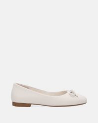 BEŻOWE BALERINY Z KOKARDĄ 14727 BEIGE. Brązowe baleriny Venezia, bez wzorów, ze skóry, bez obcasa, bez zapięcia. Za 239.00 zł.