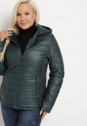 Ciemnozielona Pikowana Kurtka z Opinanym Kapturem i Wstawkami z Gumek Terilinde. Zielone kurtki Born2be, xl, bez wzorów, eleganckie. W wyprzedaży za 111.99 zł.