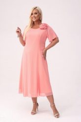 Elegancka szyfonowa morelowa sukienka Catalina na wesele PLUS SIZE XXL. Pomarańczowe sukienki Moda Size Plus Iwanek, na wesele, plus size, bez wzorów, z materiału, eleganckie, bez kołnierzyka, plus size, bez ramiączek, midi. Za 399.90 zł.