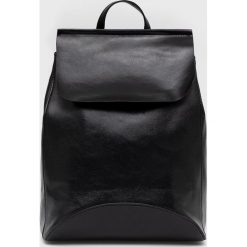 Answear Lab plecak damski kolor czarny duży gładki. Czarne plecaki Answear Lab, bez wzorów, do ręki, bez dodatków. Za 149.99 zł.
