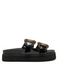 Versace Jeans Couture Klapki 78VA3SM1 Czarny. Czarne klapki Versace Jeans Couture, bez wzorów, z jeansu, bez obcasa, bez zapięcia. Za 799.99 zł.