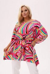 Wiskozowa tunika Soraya w energetycznym, geometrycznym wzorze PLUS SIZE XXL OVERSIZE. Czerwone tuniki Moda Size Plus Iwanek, l, bez wzorów, z satyny, eleganckie, bez kołnierzyka, bez ramiączek. W wyprzedaży za 169.90 zł.