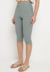 Ciemnozielone Spodnie Capri z Bawełną i Wysokim Stanem Galirosa. Zielone jeansy Born2be, l, bez wzorów, z bawełny, eleganckie, z podwyższonym stanem. Za 59.99 zł.
