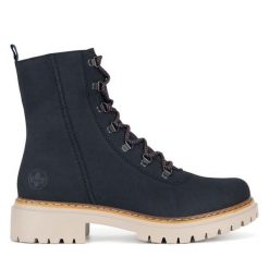 Trzewiki Rieker. Niebieskie botki Rieker, bez wzorów, bez obcasa, na płaskiej podeszwie, bez zapięcia. Za 265.99 zł.