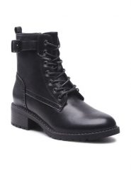 Clara Barson Trzewiki WYL2717-6 Czarny. Czarne botki Clara Barson, bez wzorów, ze skóry, bez obcasa, na płaskiej podeszwie, bez zapięcia. Za 119.99 zł.