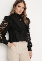 Czarna Koszula Ażurowa ze Stójką w Stylu Retro Radinca. Czarne koszule Born2be, m, w ażurowe wzory, z jeansu, eleganckie, bez kołnierzyka, bez ramiączek. Za 179.99 zł.