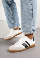 Biało-Czarne Sneakersy Tenisówki z Ozdobnymi Paskami Danavin. Białe trampki Born2be, bez wzorów, z jeansu, klasyczne, bez zapięcia. W wyprzedaży za 67.99 zł.