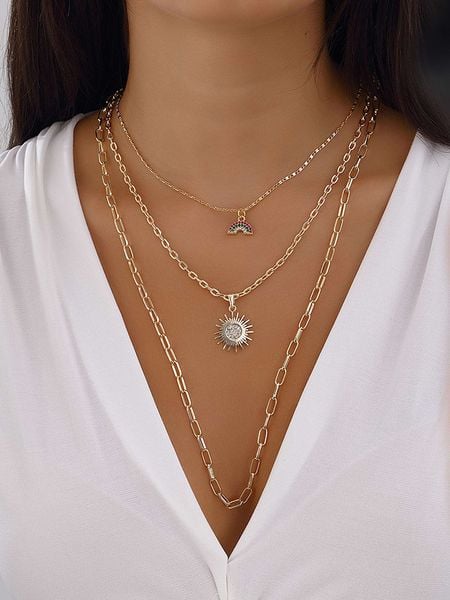 Luja Bijoux Pozłacany naszyjnik z cyrkoniami rozmiar: onesize. Żółte naszyjniki Luja Bijoux, z materiału, z cyrkonią, metalowe. Za 91.99 zł.