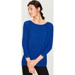 Sweter z kieszonką - Niebieski. Swetry marki GEOLOGIC. W wyprzedaży za 49.99 zł.