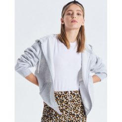 Rozpinana bluza z kapturem - Jasny szary. Bluzy marki Cropp. Za 89.99 zł.
