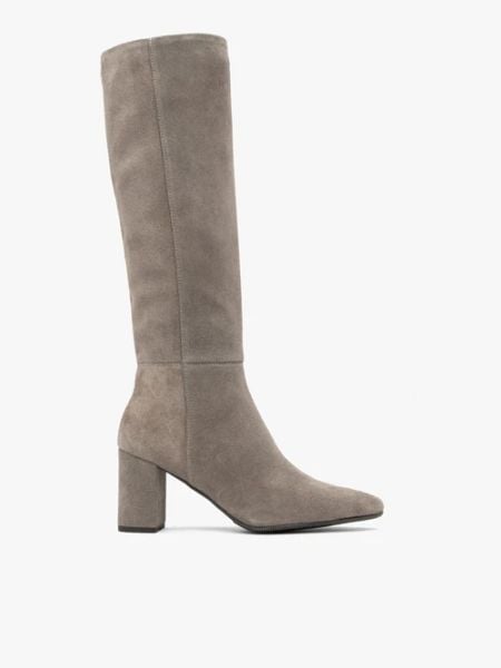Szare kozaki z wąską cholewką. Szare kozaki Brawo sp. z o.o., bez wzorów, ze skóry, eleganckie, bez obcasa, na obcasie, bez zapięcia. Za 649.99 zł.