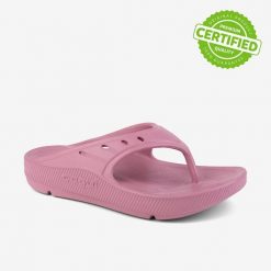 Damskie klapki Coqui Riva na koturnie 3 cm. Czerwone klapki Coqui, bez wzorów, z materiału, bez obcasa, na koturnie, bez zapięcia. Za 129.99 zł.