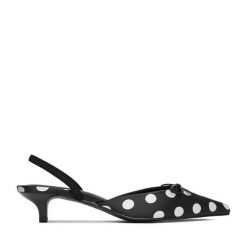 Czółenka JENNY. Czarne czółenka Jenny, bez wzorów, bez obcasa, bez zapięcia. Za 139.99 zł.
