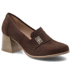 Półbuty damskie Armodo, cholewka ze skóry naturalnej zamszowej wsuwany fason z zabudowanym przodem na stabilnym obcasie, brązowe, 20207. Brązowe półbuty wsuwane Armodo, bez wzorów, ze skóry, bez obcasa. Za 429.00 zł.
