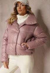 Różowa Puchowa Kurtka z Pikowanymi Przeszyciami Wywiniętym Kołnierzem i Kieszeniami Melabine. Czerwone kurtki Renee, l, bez wzorów, z jeansu, eleganckie, bez kaptura. W wyprzedaży za 139.99 zł.