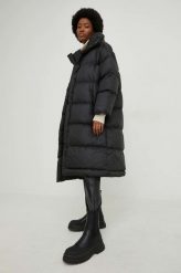 Answear Lab kurtka damska kolor czarny zimowa oversize. Czarne kurtki Answear Lab, na zimę, l, bez wzorów, bez kaptura. W wyprzedaży za 369.99 zł.