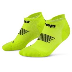 Damskie skarpety kompresyjne do biegania stopki sportowe Core Run. Zielone skarpetki CEP, bez wzorów, z elastanu. Za 74.00 zł.