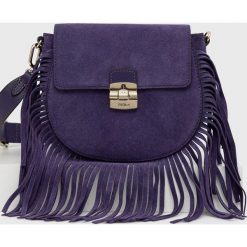 Furla torebka skórzana kolor fioletowy. Fioletowe listonoszki Furla, bez wzorów, na ramię, bez dodatków. Za 1,039.90 zł.