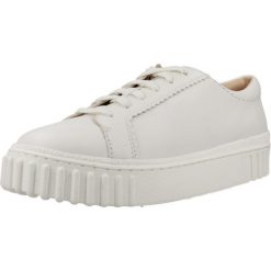 Buty CLARKS MAYHILL WALK Biały. Białe trekkingi Clarks, bez wzorów, ze skóry, bez zapięcia, trekkingowe. Za 382.99 zł.