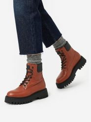 G-Star Raw Trzewiki EO-AYSE-8093-25 Beżowy. Brązowe botki G-Star, bez wzorów, ze skóry, retro, bez obcasa, na płaskiej podeszwie, bez zapięcia. Za 479.99 zł.