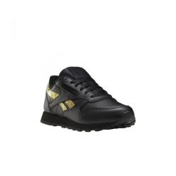 Buty do chodzenia damskie Reebok Classic Leather. Czarne buty do biegania Reebok, bez wzorów, z materiału, bez zapięcia, do biegania, reebok classic. Za 405.00 zł.