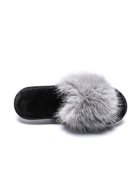 Confly Kapcie w kolorze szarym rozmiar: 37. Szare kapcie Confly, bez wzorów. Za 52.30 zł.