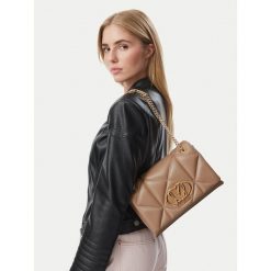 Torebka LOVE MOSCHINO. Brązowe torebki klasyczne Love Moschino, bez wzorów, klasyczne, bez dodatków. Za 1,029.00 zł.