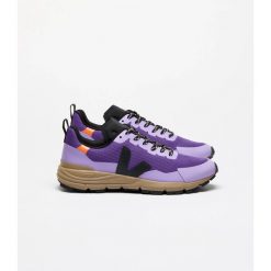 Buty damskie Veja DEKKAN ALVEOMESH PURPLE_BLACK (DC1820580A). Fioletowe buty treningowe Veja, bez wzorów, bez zapięcia. Za 599.00 zł.