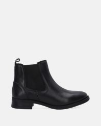 CZARNE SZTYBLETY DAMSKIE MERRY-13U BLACK. Czarne botki Venezia, bez wzorów, ze skóry, bez obcasa, bez zapięcia. Za 299.00 zł.