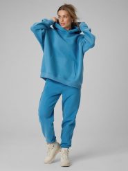 4F Spodnie dresowe joggery damskie - niebieskie L. Niebieskie spodnie dresowe 4f, bez wzorów, z bawełny. Za 149.99 zł.