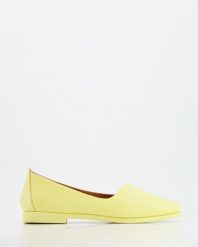 ŻÓŁTE BALERINY 056877 YELLOW. Żółte baleriny Venezia, bez wzorów, ze skóry, bez obcasa, bez zapięcia. Za 179.00 zł.