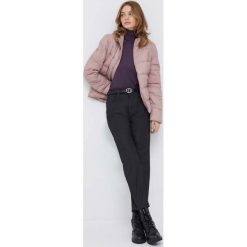 Sisley spodnie damskie kolor czarny proste high waist. Czarne spodnie materiałowe Sisley, bez wzorów, z materiału, z podwyższonym stanem. Za 399.99 zł.