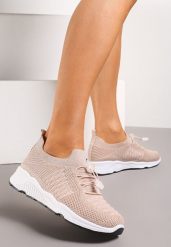 Beżowe Buty Sportowe z Metaliczną Nitką i Gumką ze Stoperem Qiliara. Brązowe buty sportowe lifestyle Born2be, bez wzorów, bez zapięcia. Za 99.99 zł.