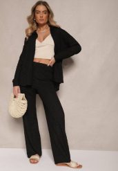 Czarny Komplet z Tłoczonego Materiału Koszula Oversize i Spodnie Taccaria. Czarne koszule Renee, bez wzorów, z materiału, eleganckie, bez kołnierzyka, bez ramiączek. W wyprzedaży za 167.99 zł.