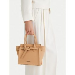 Torebka Lasocki. Brązowe torebki klasyczne Lasocki, bez wzorów, klasyczne, bez dodatków. Za 199.99 zł.