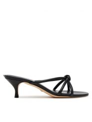 Guess Klapki FLJGARLEA03 Czarny. Czarne klapki Guess, z aplikacjami, ze skóry, bez obcasa, bez zapięcia. Za 339.99 zł.