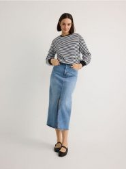 Bawełniana bluza w paski - wielobarwny. Bluzy Reserved, l, bez wzorów, z bawełny, bez kaptura. W wyprzedaży za 49.99 zł.