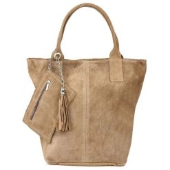 Shopperka skórzana VERA PELLE taupe T49. Shopper bag bez wzorów, ze skóry, zamszowe, bez dodatków. Za 208.99 zł.