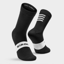 Skarpetki rowerowe unisex S1 Black Kapelmuur. Brązowe skarpetki SIROKO, bez wzorów, z nylonu. Za 68.00 zł.