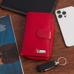 Portfel skórzany damski duży pionowy RFiD skóra klasyk czerwony Beltimore A07. Czerwone portfele bez wzorów, ze skóry. Za 69.90 zł.