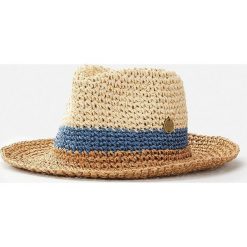 Kapelusz RIP CURL Surf Fedora brązowy. Brązowe kapelusze Rip Curl, bez wzorów, sportowe. Za 160.00 zł.