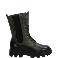 SKÓRZANE BOTKI P42213 NERO-ALGA. Czarne botki Venezia, bez wzorów, ze skóry, bez obcasa, bez zapięcia. Za 349.00 zł.