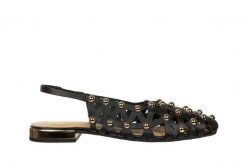 Sandały Gioseppo Calamus Black 602205, Czarny, Skóra naturalna - 37. Czarne sandały Gioseppo, bez wzorów, ze skóry, eleganckie, bez obcasa, bez zapięcia. W wyprzedaży za 269.10 zł.