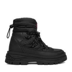 Śniegowce Hunter. Czarne śniegowce Hunter, bez wzorów, bez zapięcia. Za 359.99 zł.