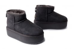 EMU AUSTRALIA W13082 Stinger Micro Flatform charcoal, botki damskie. Szare botki Emu Australia, bez wzorów, ze skóry, bez obcasa, bez zapięcia. Za 699.90 zł.