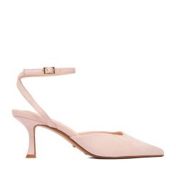 Czółenka DeeZee. Czerwone czółenka DeeZee, bez wzorów, bez obcasa, bez zapięcia. Za 129.99 zł.