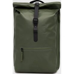 Rains plecak 13160 Rolltop Rucksack kolor zielony duży gładki. Zielone plecaki Rains, bez wzorów, do ręki, bez dodatków. W wyprzedaży za 306.99 zł.