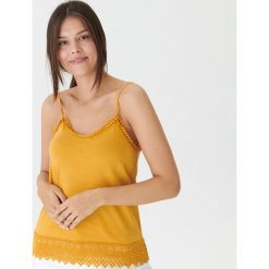 Top z ozdobnymi detalami - Żółty. Topy marki House. Za 29.99 zł.